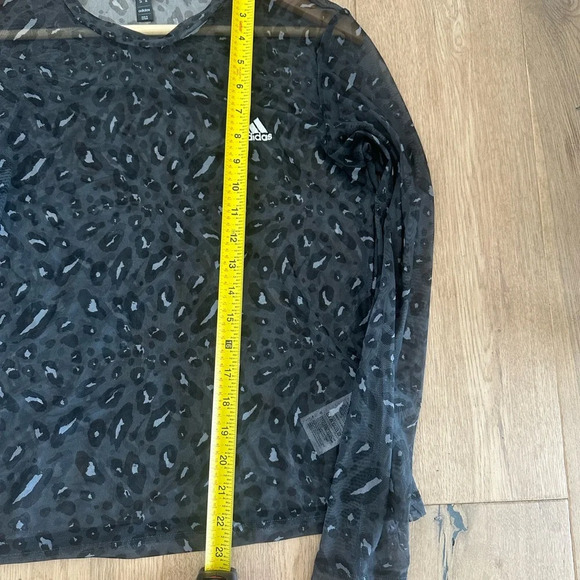 Worn Once Super Cool Adidas Animal Print Top - Picture 7 of 7